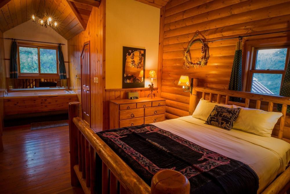 Baker Creek By Basecamp Hotel Lake Louise Exterior foto