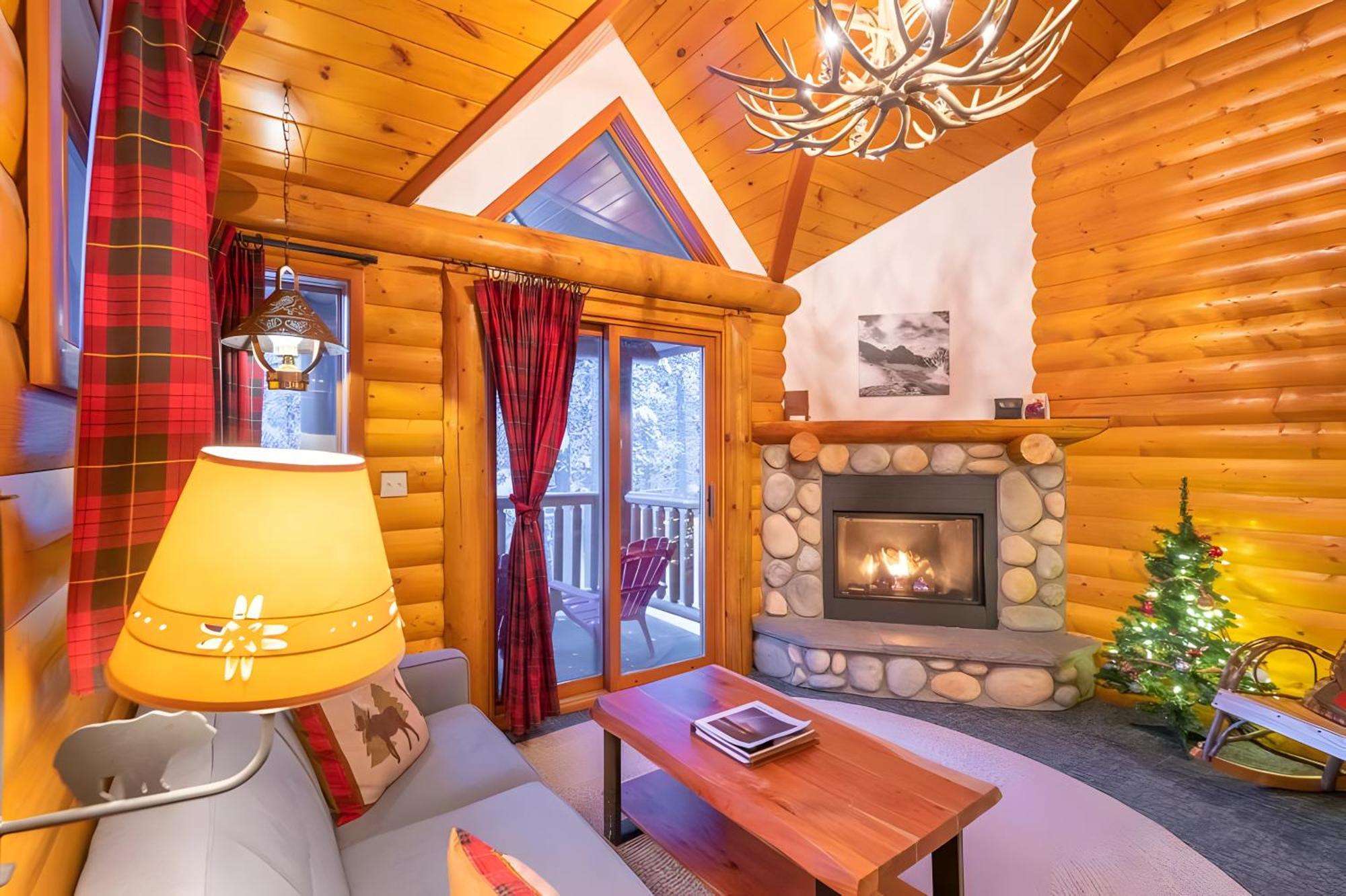 Baker Creek By Basecamp Hotel Lake Louise Exterior foto