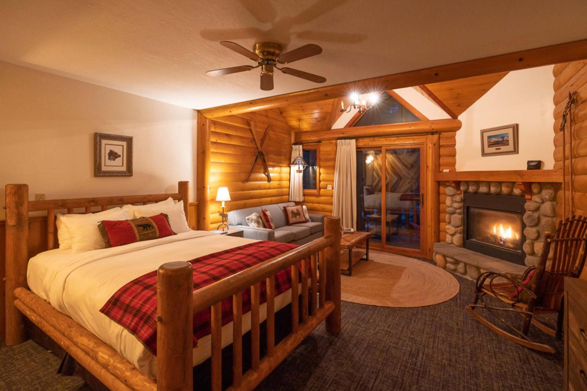 Baker Creek By Basecamp Hotel Lake Louise Exterior foto