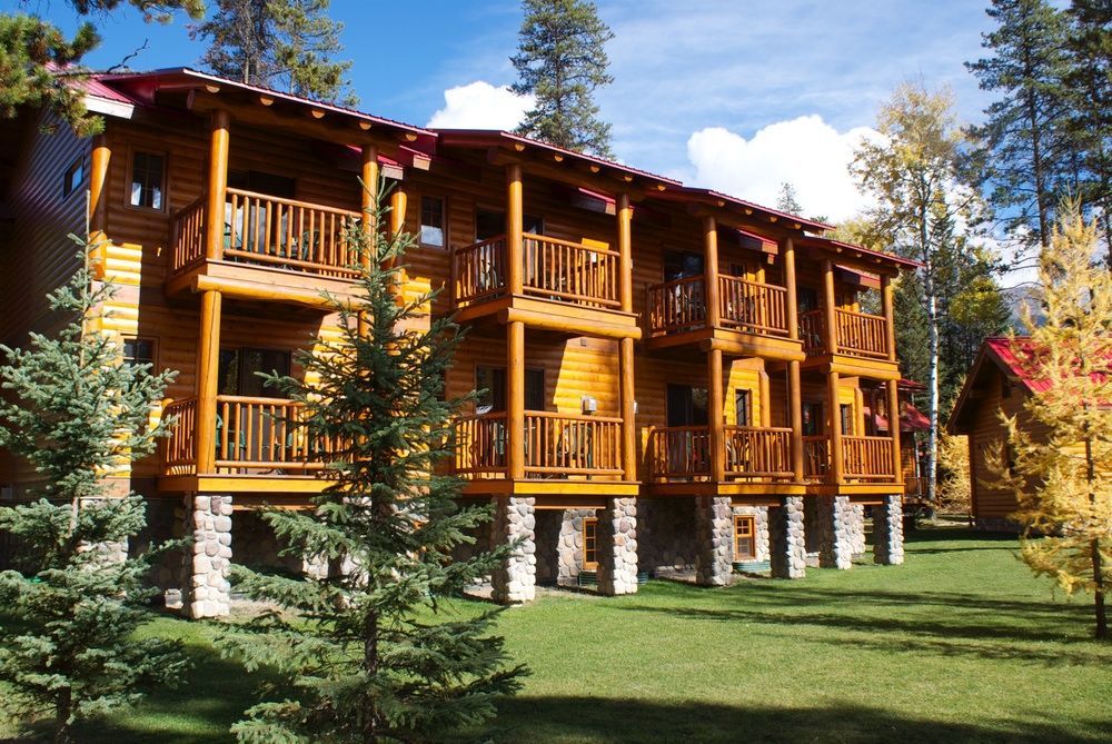 Baker Creek By Basecamp Hotel Lake Louise Exterior foto